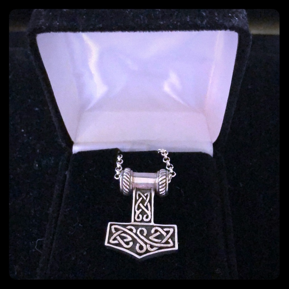 Thorhammer necklace